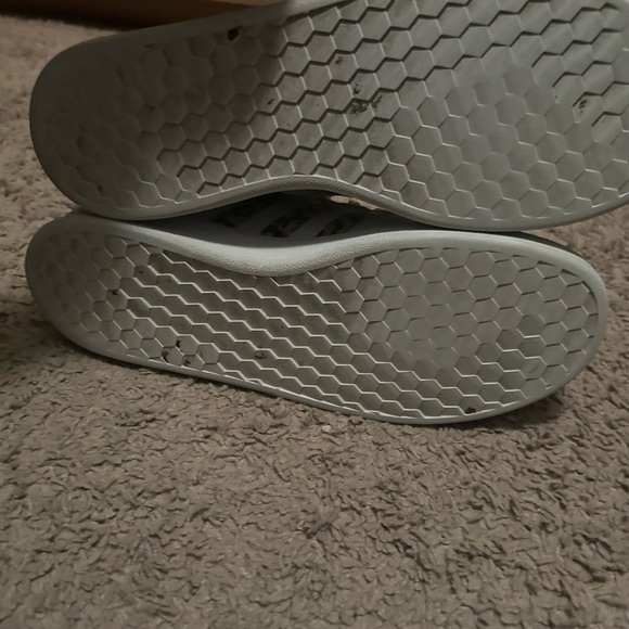 ADIDAS Sneakers size 6.5 Women’s - Picture 6 of 8